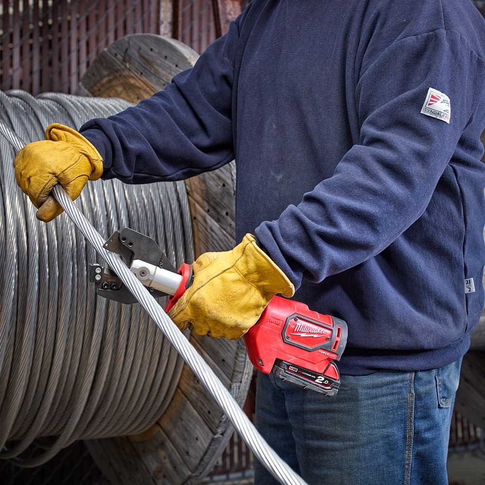 MILWAUKEE 18V 6T FORCE LOGIC Cable Cutter w. Jaw & Blade M18HCC-0C