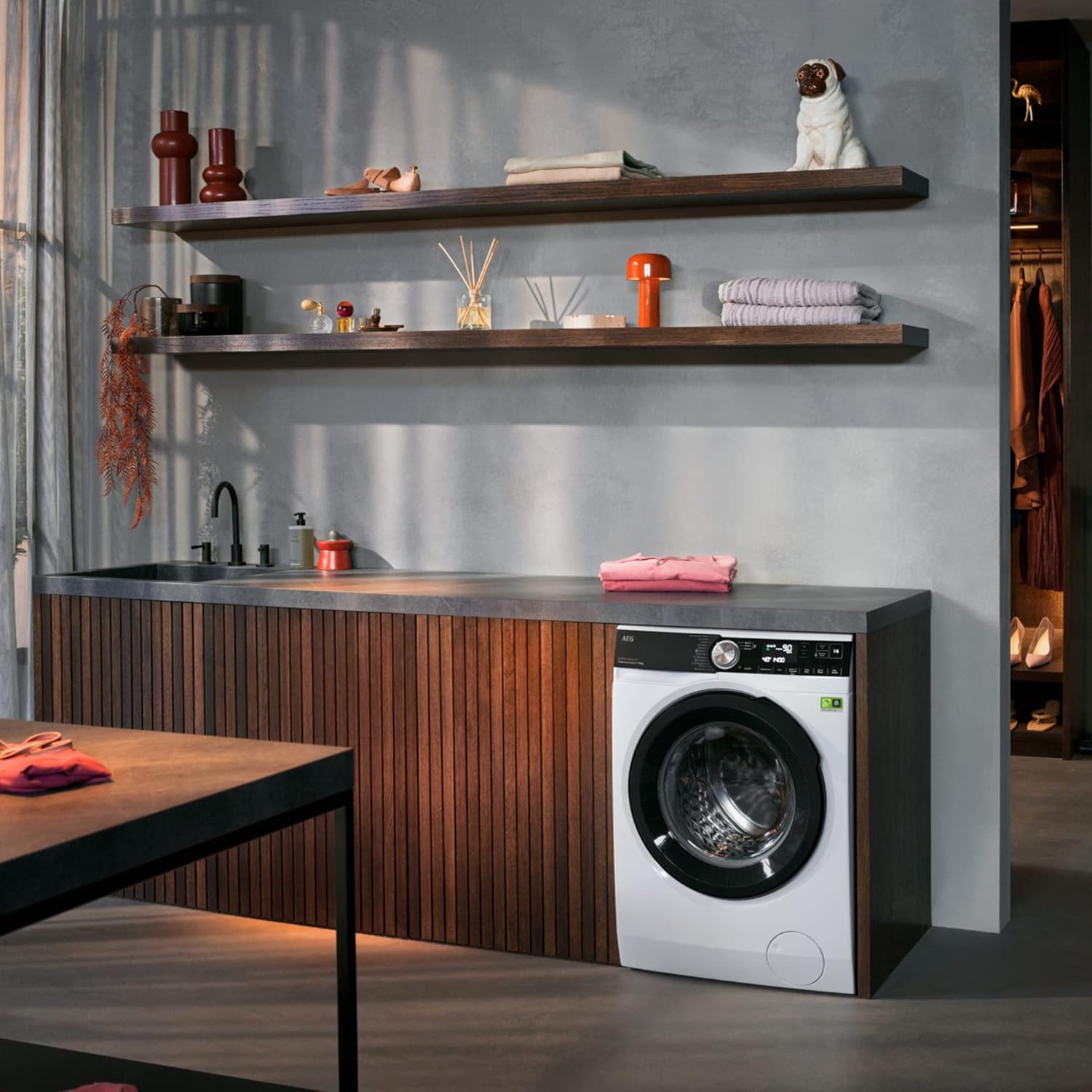 AEG LR9W80600 WiFi Washing Machine / Series 9000 with AbsoluteCare / Water Pre-Softening / Refreshing Function / 10 kg / Automatic Volume / Refill Function / Child Lock / Water Stop / 1600 rpm [Energy Class A]