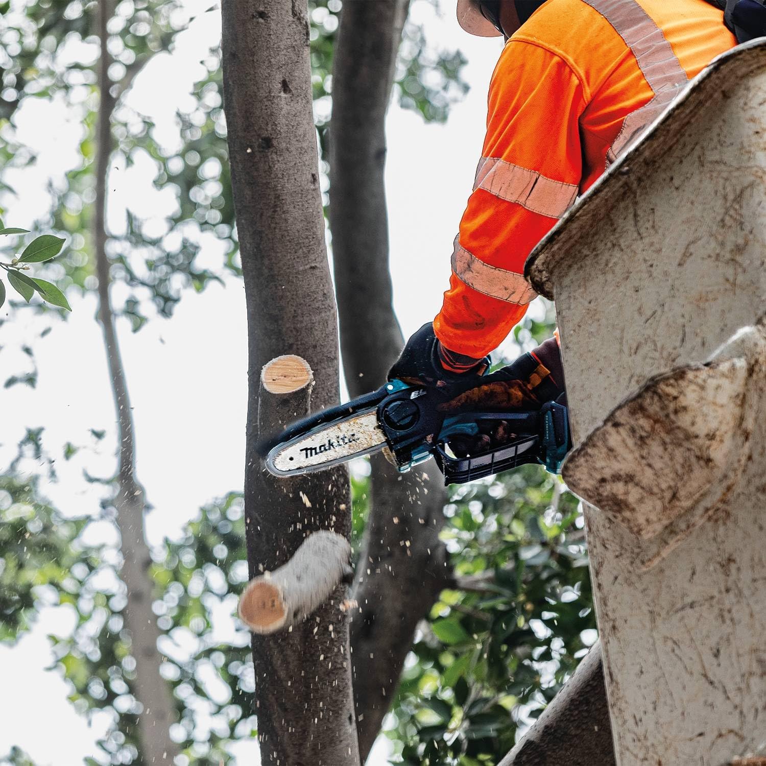 Makita XCU14SR1 18V LXT® Lithium-Ion Brushless Cordless 6