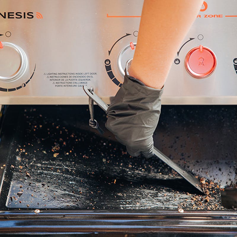 GENESIS E-325s Gas Grill