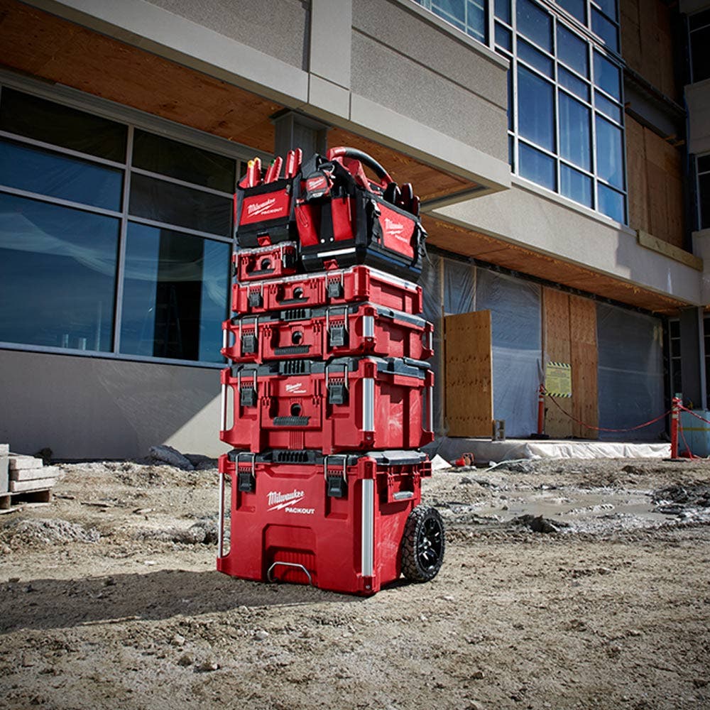 MILWAUKEE PACKOUT™ Large Tool Box 48228425