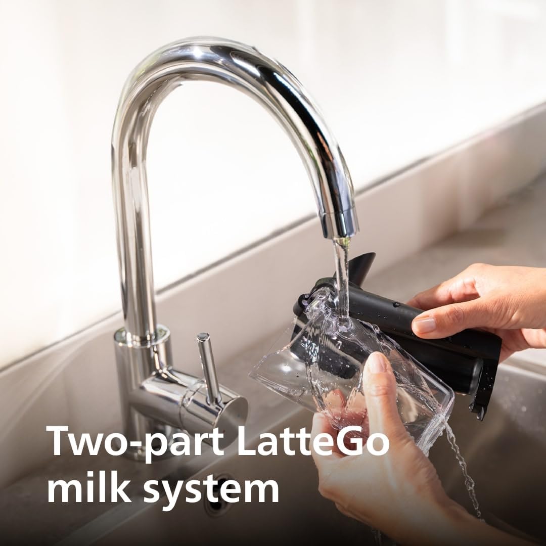 Philips 5500 Series Fully Automatic Espresso Machine – 20 Hot & Iced Coffees, Quick-to-Clean LatteGo Milk System, 40% quieter with SilentBrew, Less waiting with QuickStart, Black, Silver (EP5546/70)