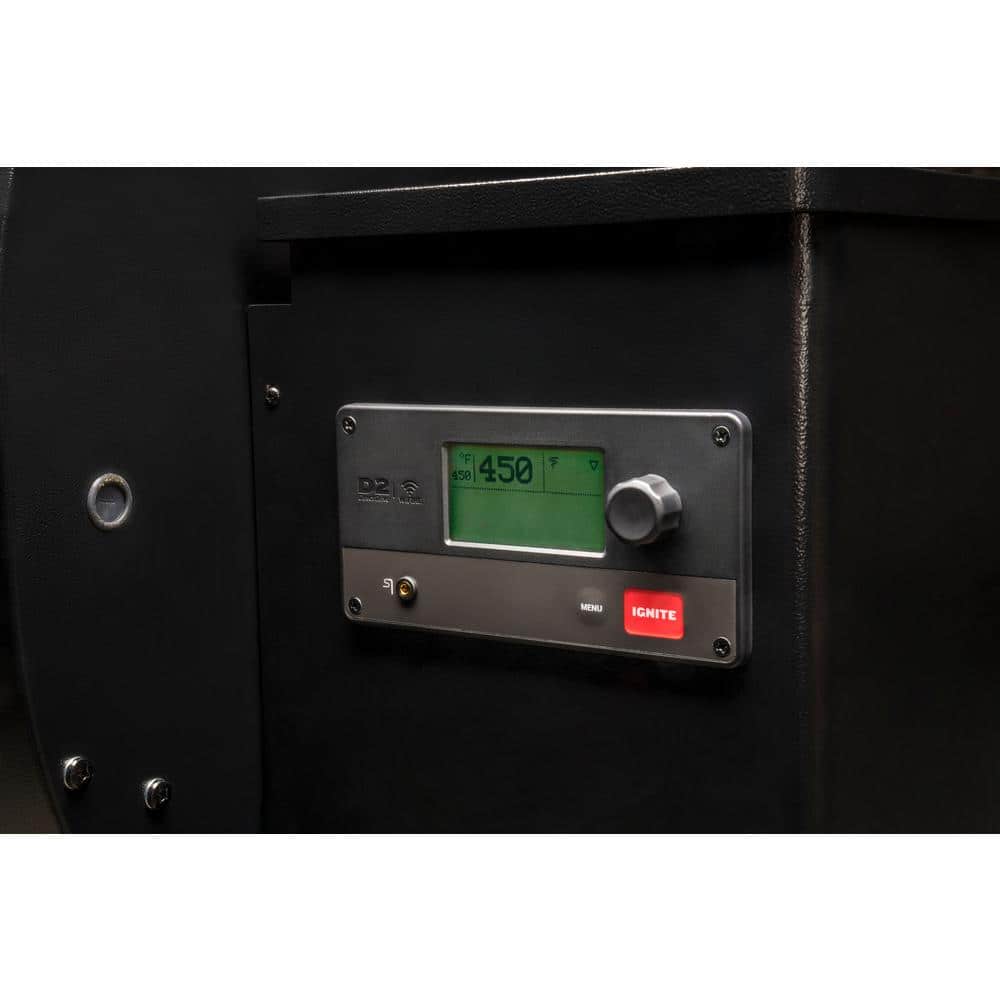 Pro 780 Wifi Pellet Grill and Smoker in Black