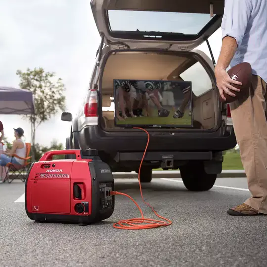 Honda EU 2200-Watt Gasoline Portable Inverter Generator