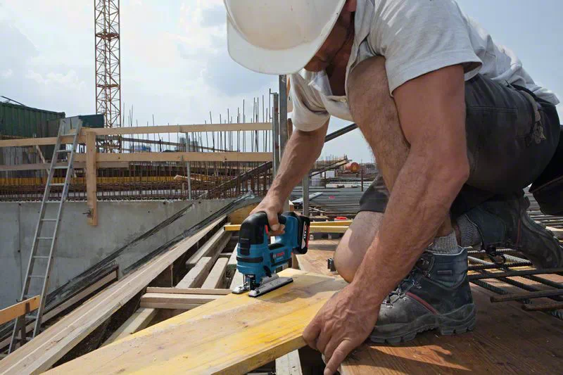 BOSCH COMBI-KIT 5 18V TOOLS