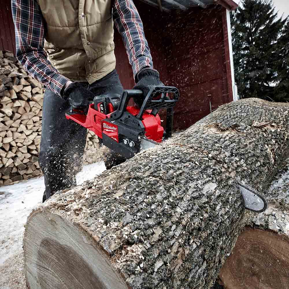 MILWAUKEE 18V FUEL™ 406mm Chainsaw Skin M18FCHS-0
