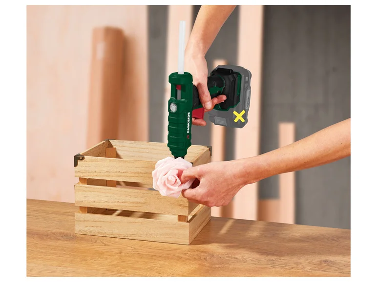 PARKSIDE Station de soudage sur batterie 20 V PLSA 20 Li B2 ou pistolet à colle PHPA 20- Li A1