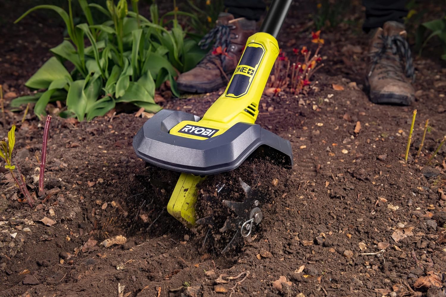 RYOBI - 18V ONE+ Hoeing Machine - Working Width/Depth 20/10 cm - 4 Cutters - 3 Rotation Speeds - Telescopic Tube - Sold without Battery or Charger - RY18CVA-0