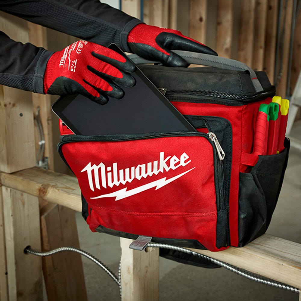 MILWAUKEE Jobsite Cooler 48228250