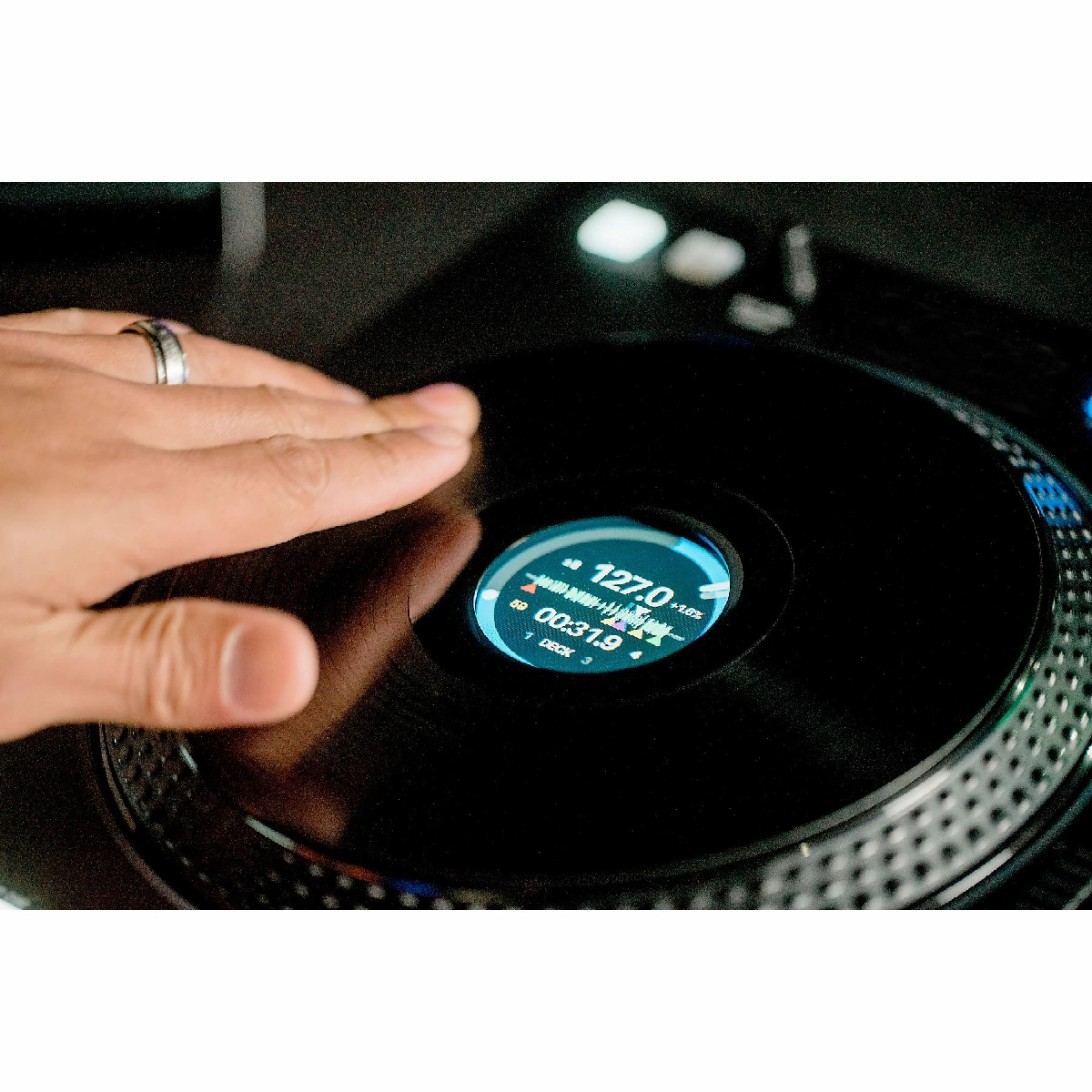 RFOR Advanced Four-Channel Stems DJ Controller Black 1