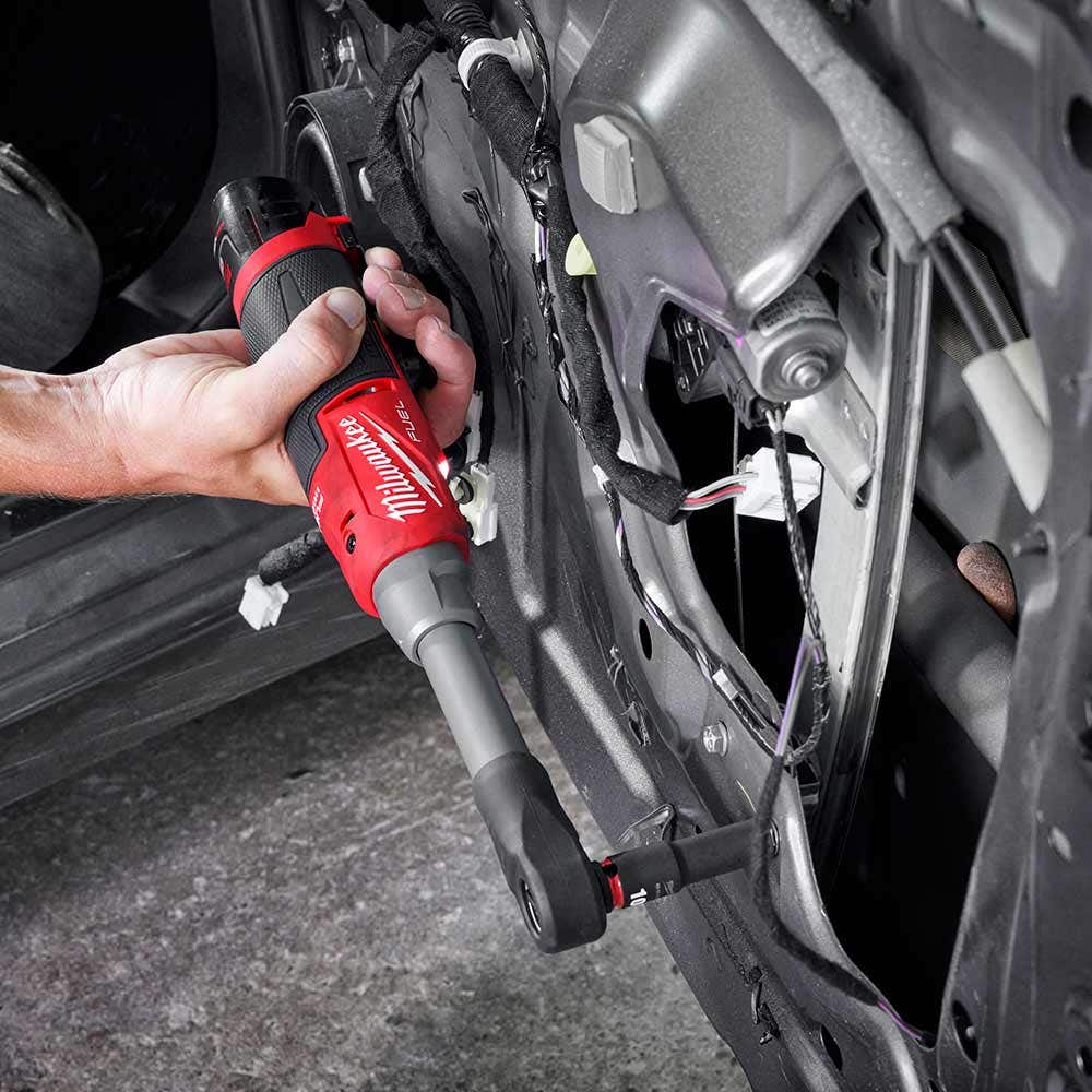 MILWAUKEE 12V FUEL™ 3/8" High Speed Extended Reach Ratchet Skin M12FHIR38LR0