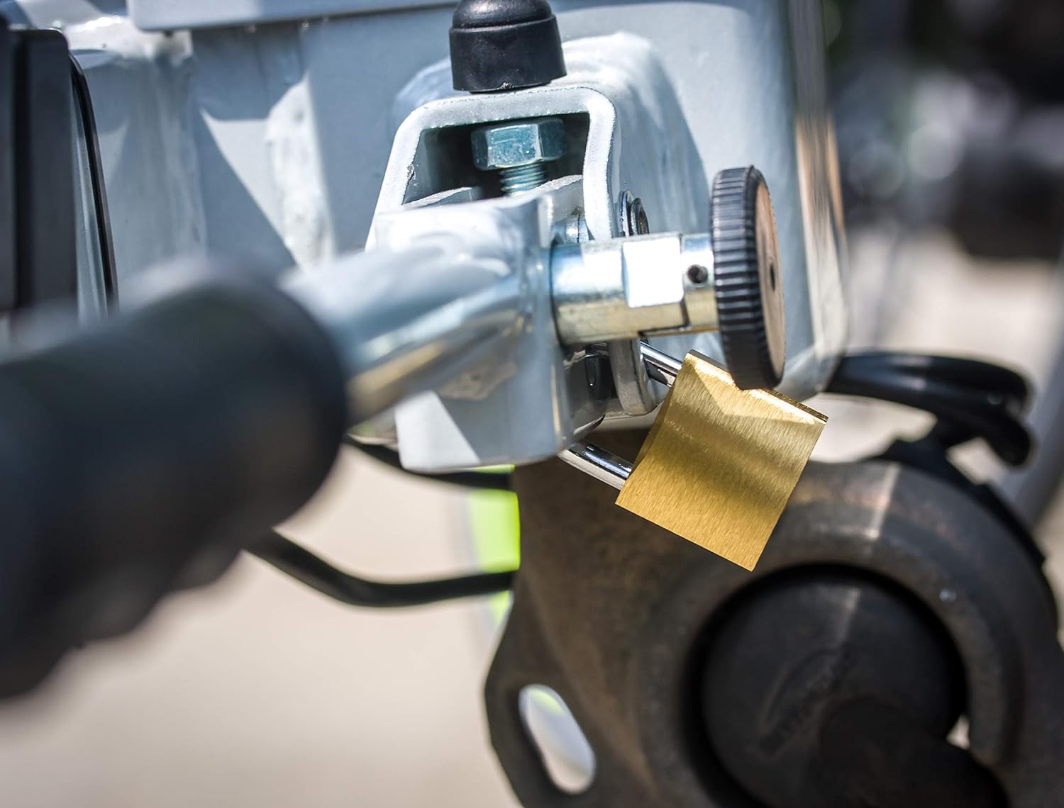 Eufab 11514 Tow Bar Carrier Luke for 4 Bicycles