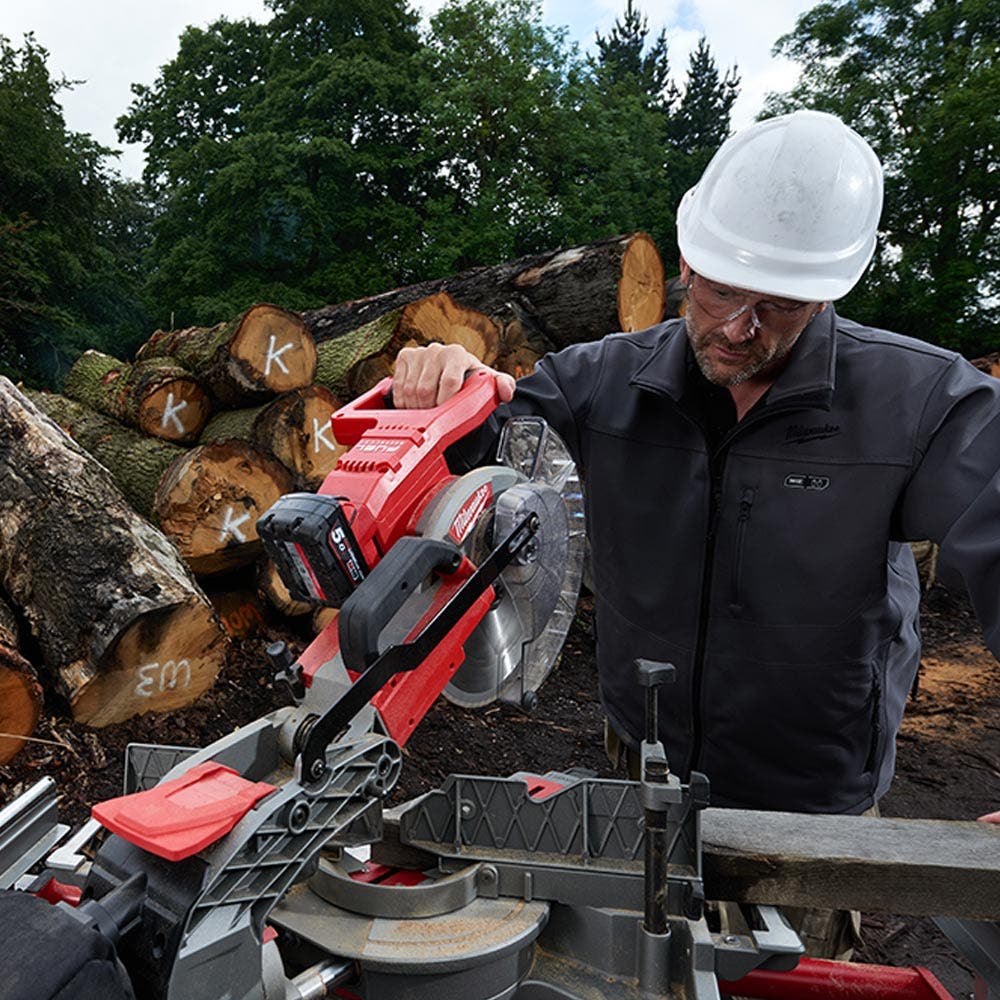 MILWAUKEE 18V Brushless 254mm FUEL Sliding Compound Mitre Saw Skin M18FMS254-0