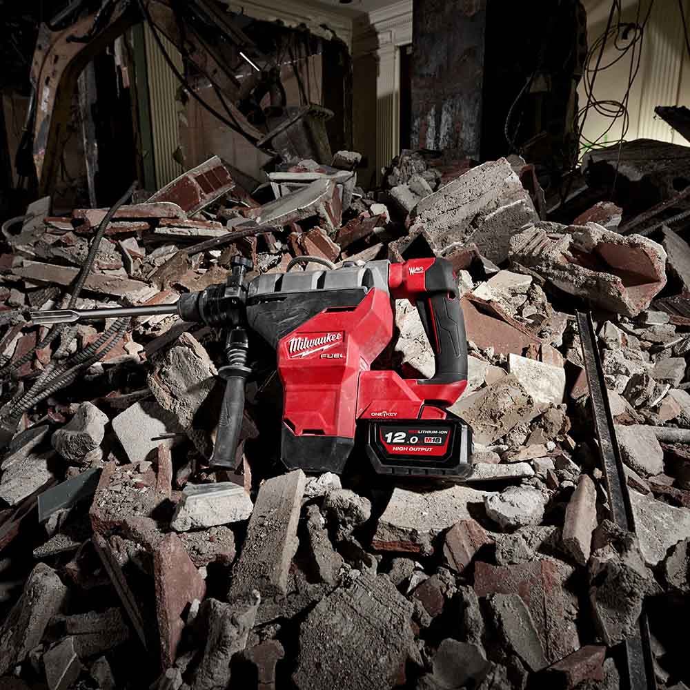MILWAUKEE 18V FUEL 44mm Brushless SDS Max Rotary Hammer w. One-Key Skin M18FHM-0