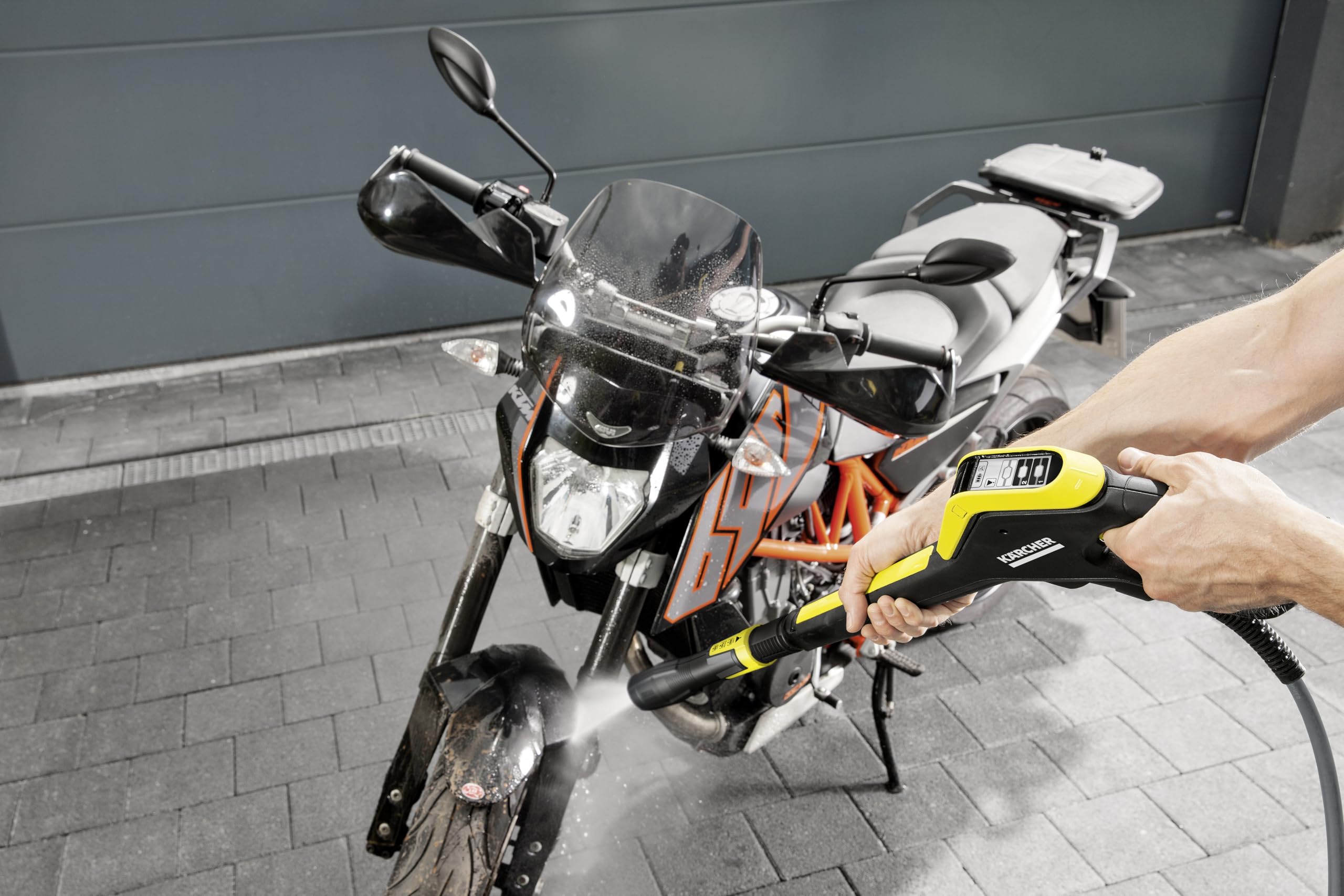 Kärcher K 5 Premium Smart Control Flex Pressure Washer, Maximum Pressure: 145 Bar, Flow Rate: 500 l/h, Surface Capacity: 40 m²/h, Hose Reel, High Pressure Hose and Gun