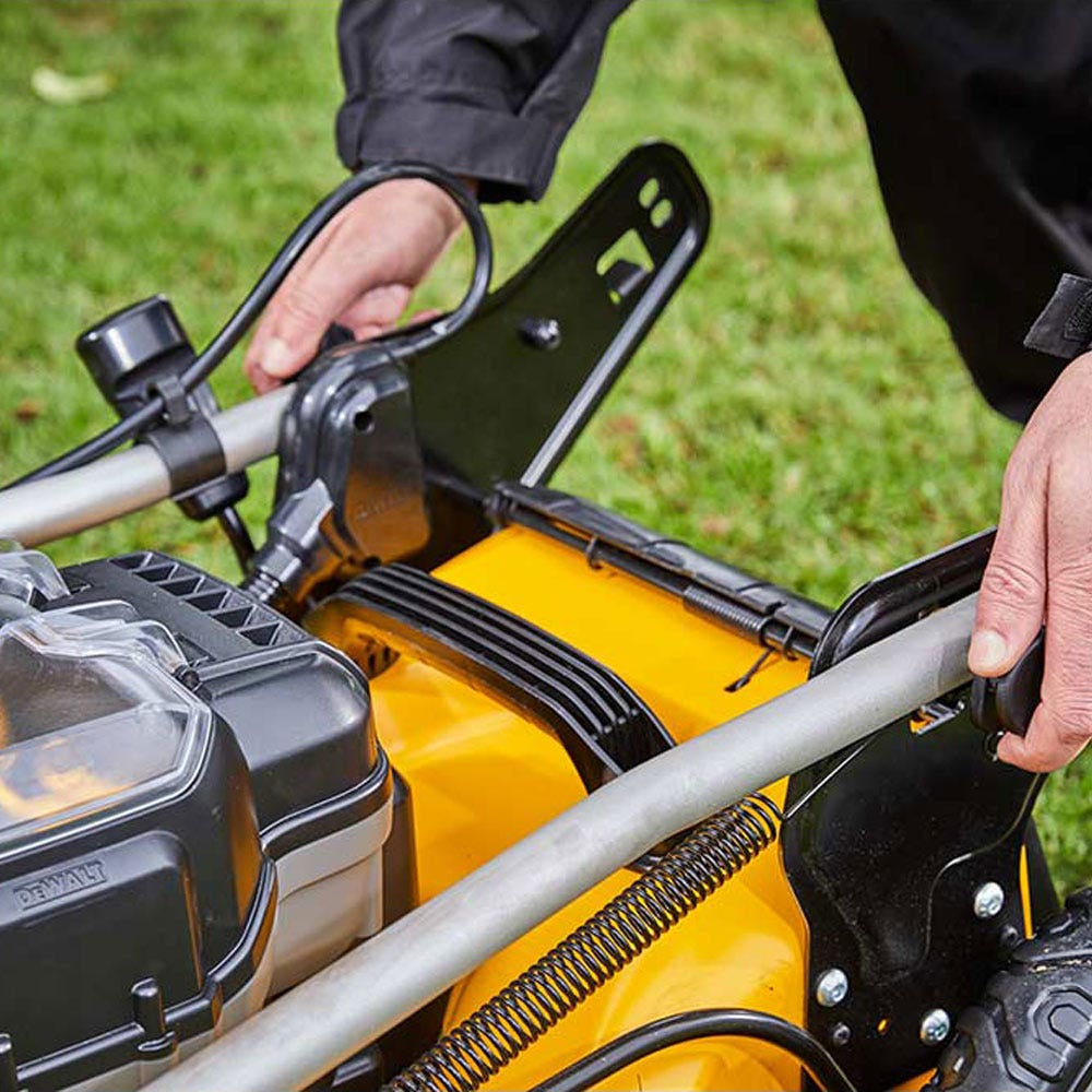 DEWALT 36V (18X2) XR Brushless 510mm Lawn Mower Skin DCMW564N-XE