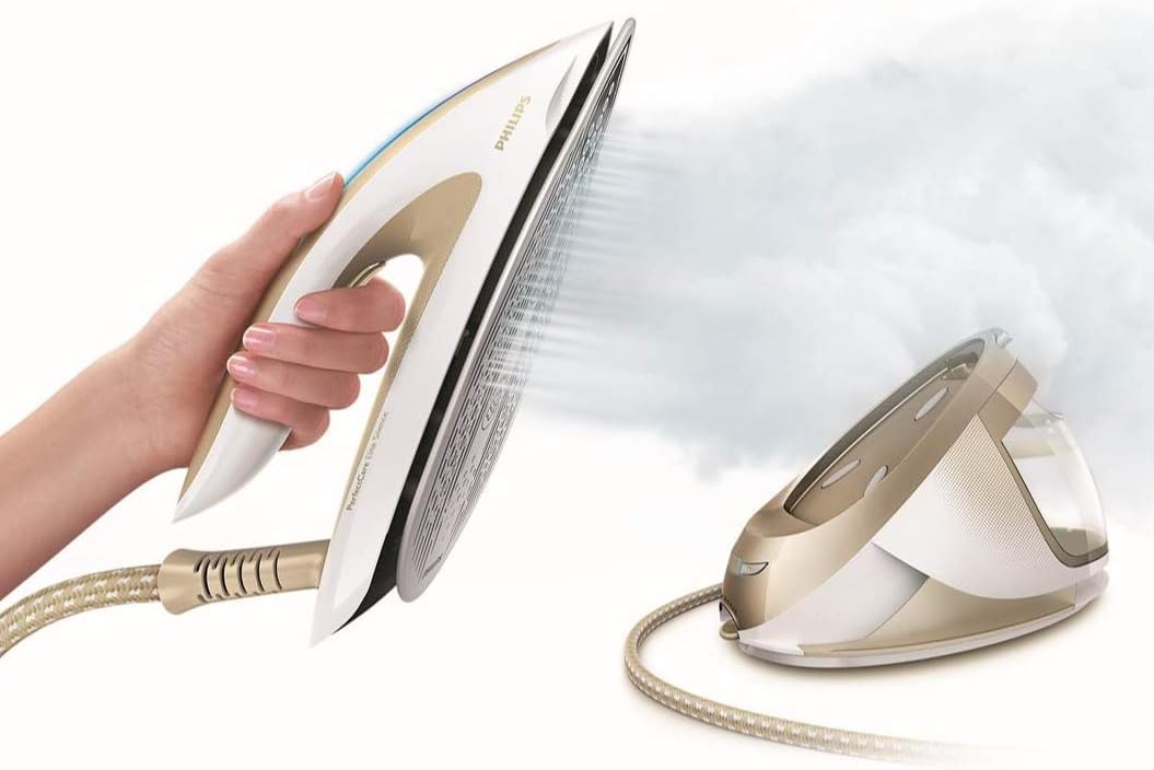 Philips PerfectCare Elite Dampfbügelstation – 7,2 Bar Druck, Dampfstoß bis zu 490 g, 1,8 l Abnehmbarer Wasserbehälter, Ultimative Faltenentfernung, Ultraleichtes Bügeleisen (GC9642/60)