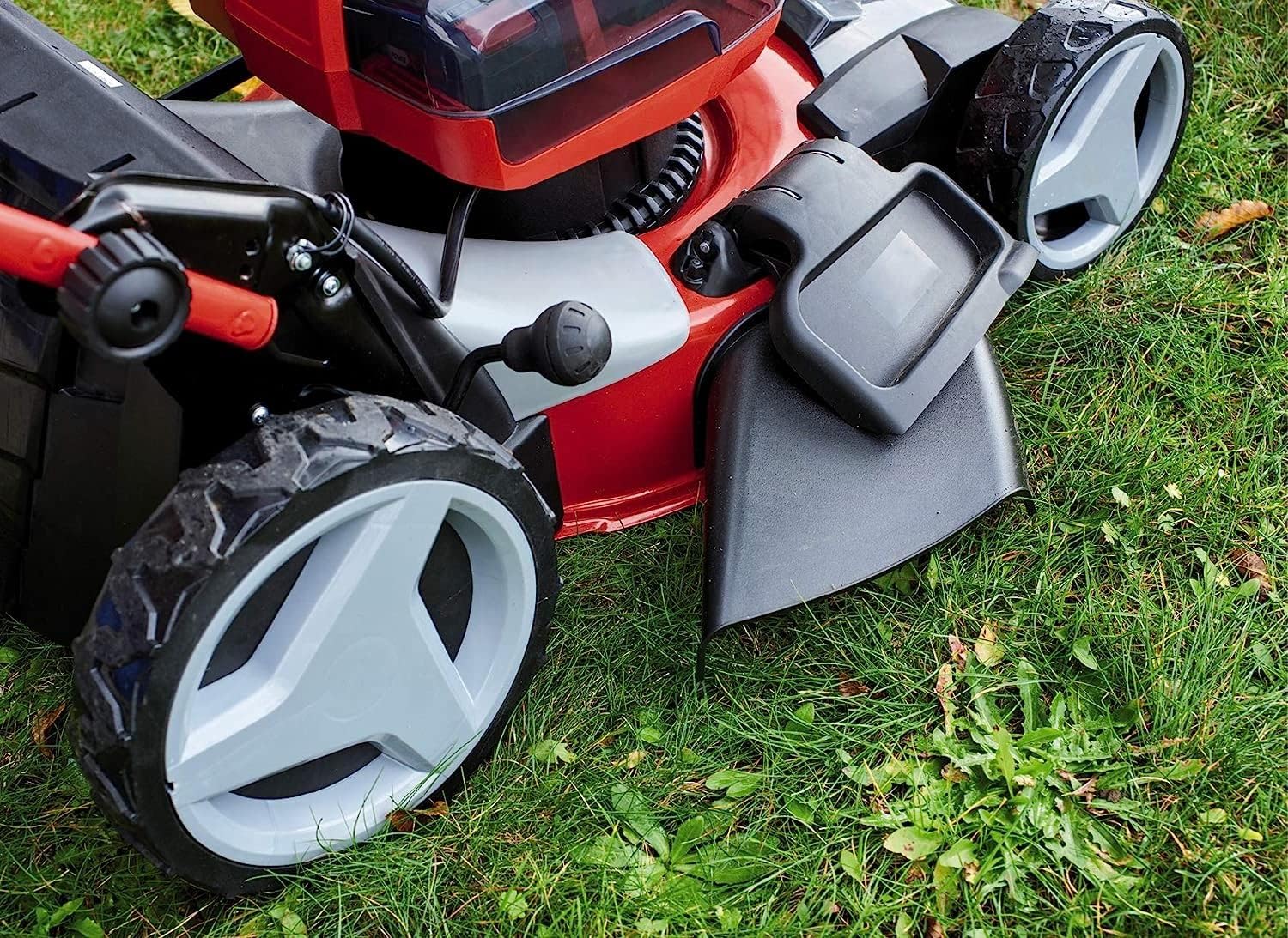 Einhell Cordless Lawnmower GP-CM 36/47 S HW Li Kit Power X-Change (36 V, 47 cm Cutting Width, up to 700 m², Brushless, Wheel Drive, 75 L Collection Basket, Includes 4 x 4.0 Ah + 2 x Twincharger)