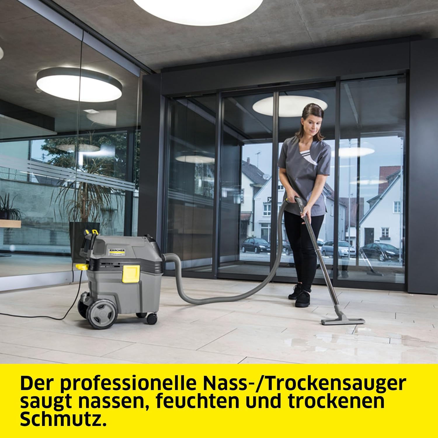 Kärcher Nass-/Trockensauger NT 30/1 Ap L, Leistung: max. 1380 W, Kunststoffbehälter: 30 l, Saugschlauch 2.5 m, inkl. Flachfaltenfilter, Boden- und Fugendüse, Staubklasse L, Schutzklasse II