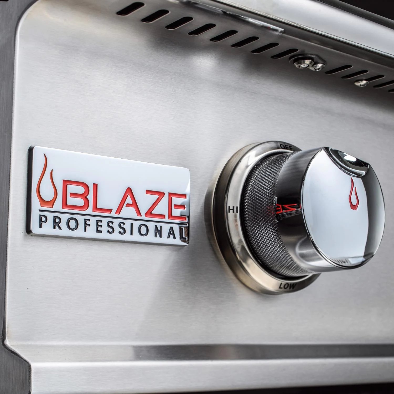 Blaze Professional LUX 34-Inch 3-Burner Propane Gas Grill With Rear Infrared Burner - BLZ-3PRO-LP