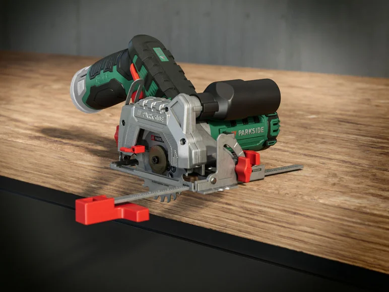 PARKSIDE Scie circulaire portative sans fil PHKSA 12 B3, sans batterie ni chargeur, 12 V