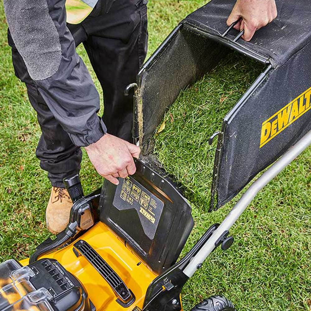 DEWALT 36V (18X2) XR Brushless 510mm Lawn Mower Skin DCMW564N-XE