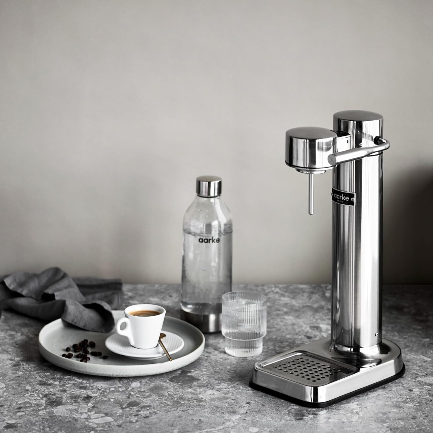 aarke Carbonator lll with CO2 Cylinder, Sparkling & Carbonation Water Machine, Stainless Steel with PET BPA-Free Reusable Bottle Volume 800 mL (Stainless Steel)