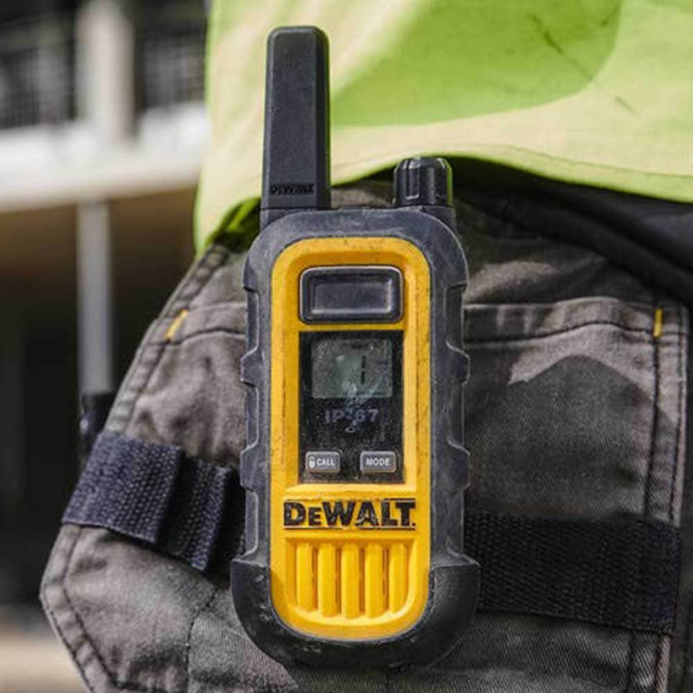 DEWALT Twin Pack 2-Way UHF Radio Set DXAC800