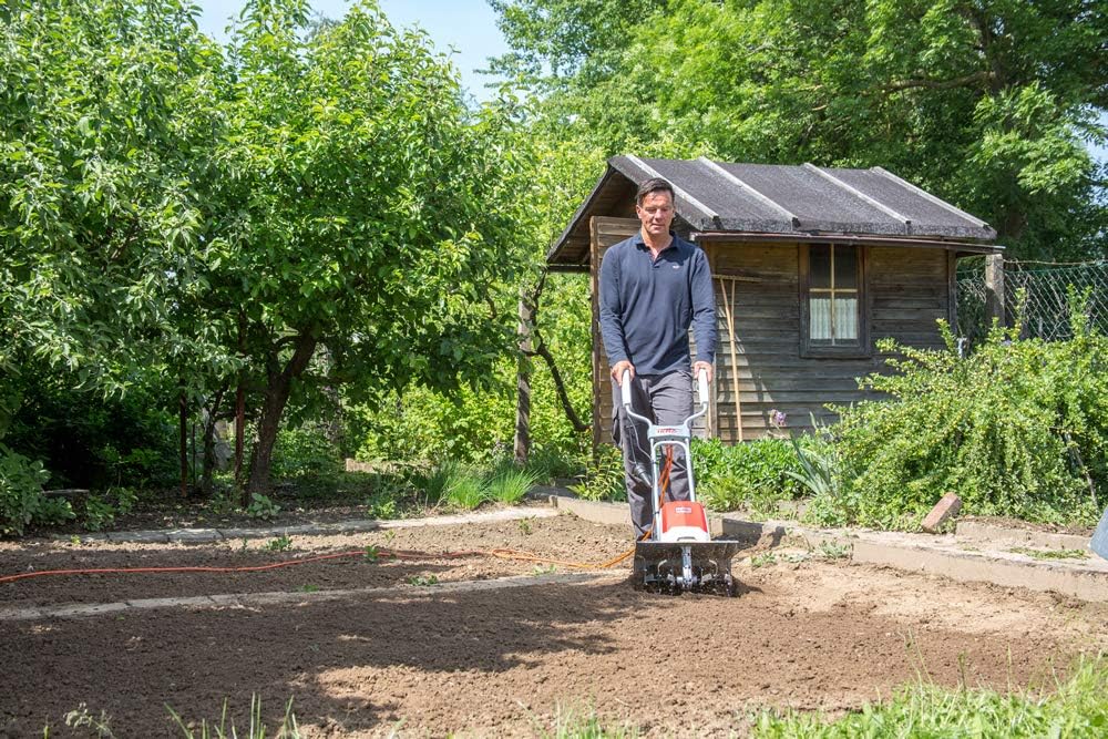 IKRA IEM 1200 electric rotary cultivator, working width 40cm, working depth up to 20cm, 1200W