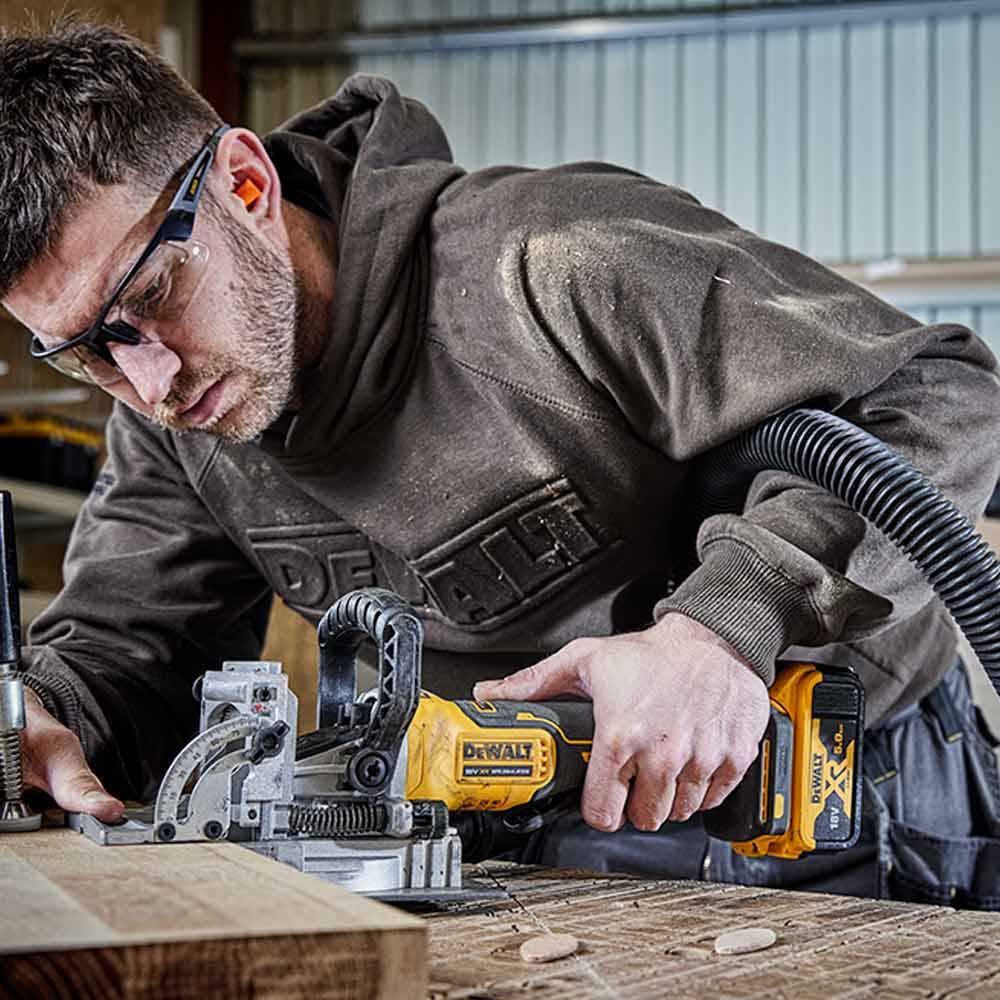 DEWALT 18V XR Brushless Biscuit Joiner Skin DCW682N-XJ