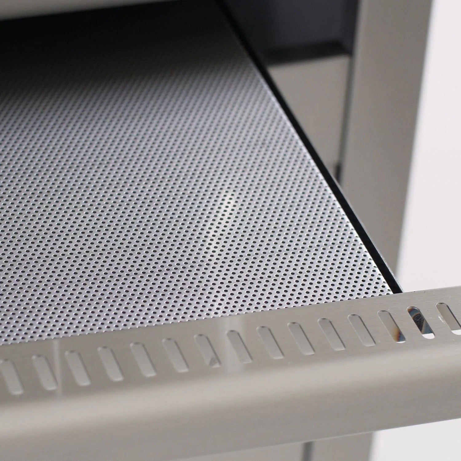 Blaze Premium LTE Marine Grade 32-Inch 4-Burner Freestanding Propane Gas Grill With Rear Infrared Burner & Grill Lights - BLZ-4LTE2MG-LP