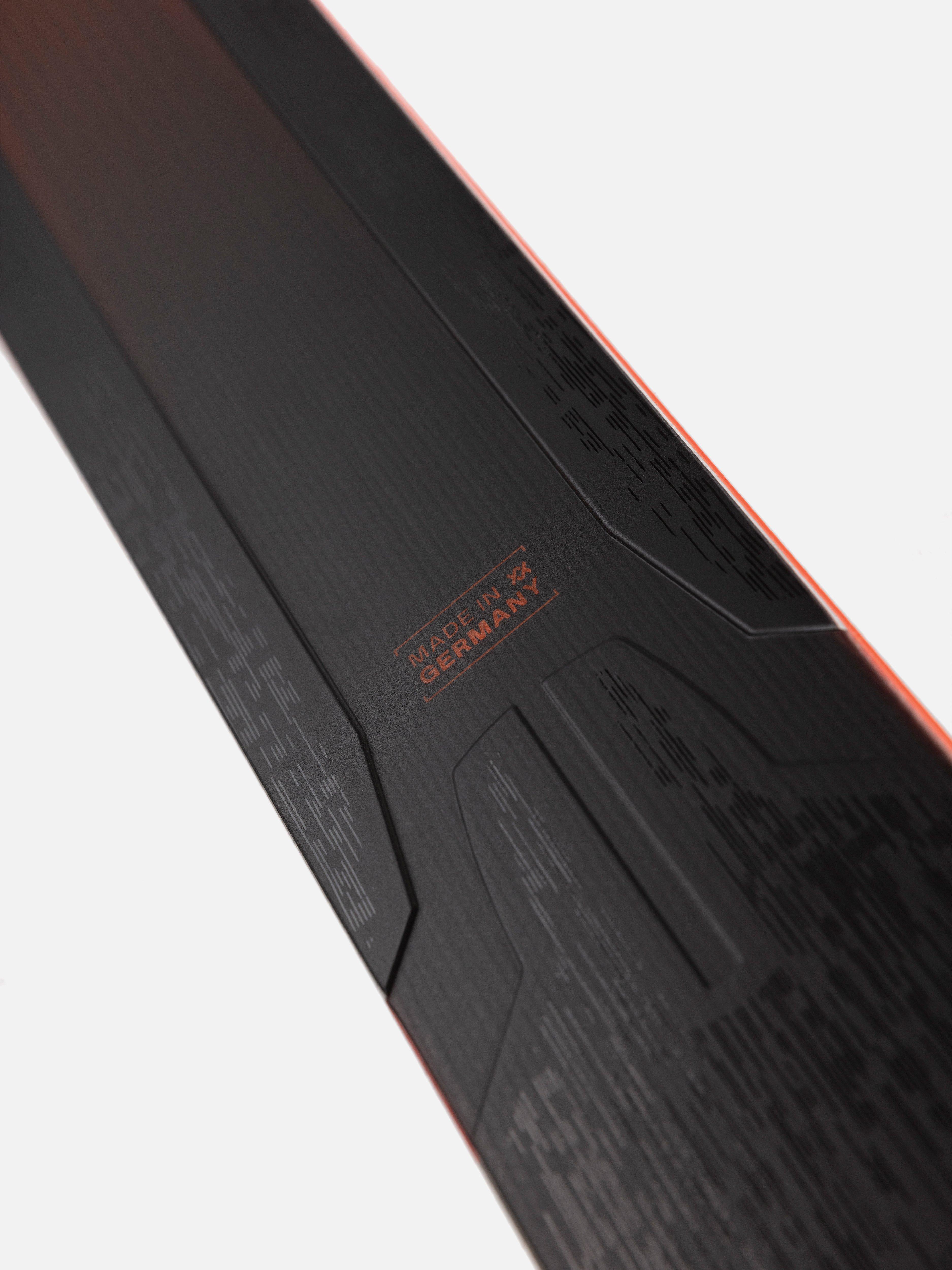 Vlkl Mantra 102 Skis 2025