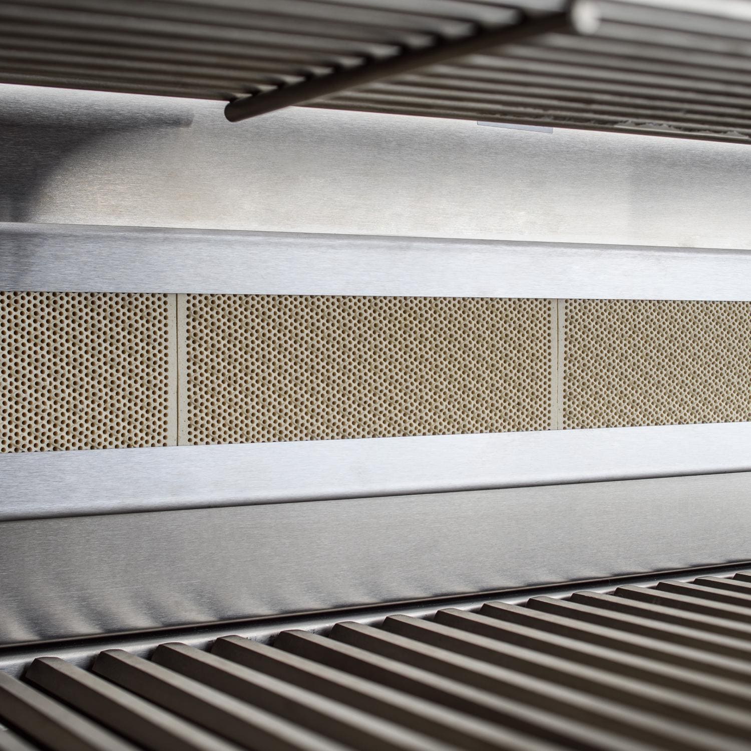 Blaze Professional LUX 34-Inch 3-Burner Propane Gas Grill With Rear Infrared Burner - BLZ-3PRO-LP