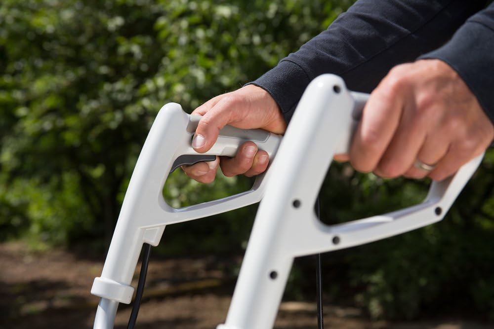 Ikra Electric tiller IEM 800 S, Working width 30cm, Depth 20cm, 800 W