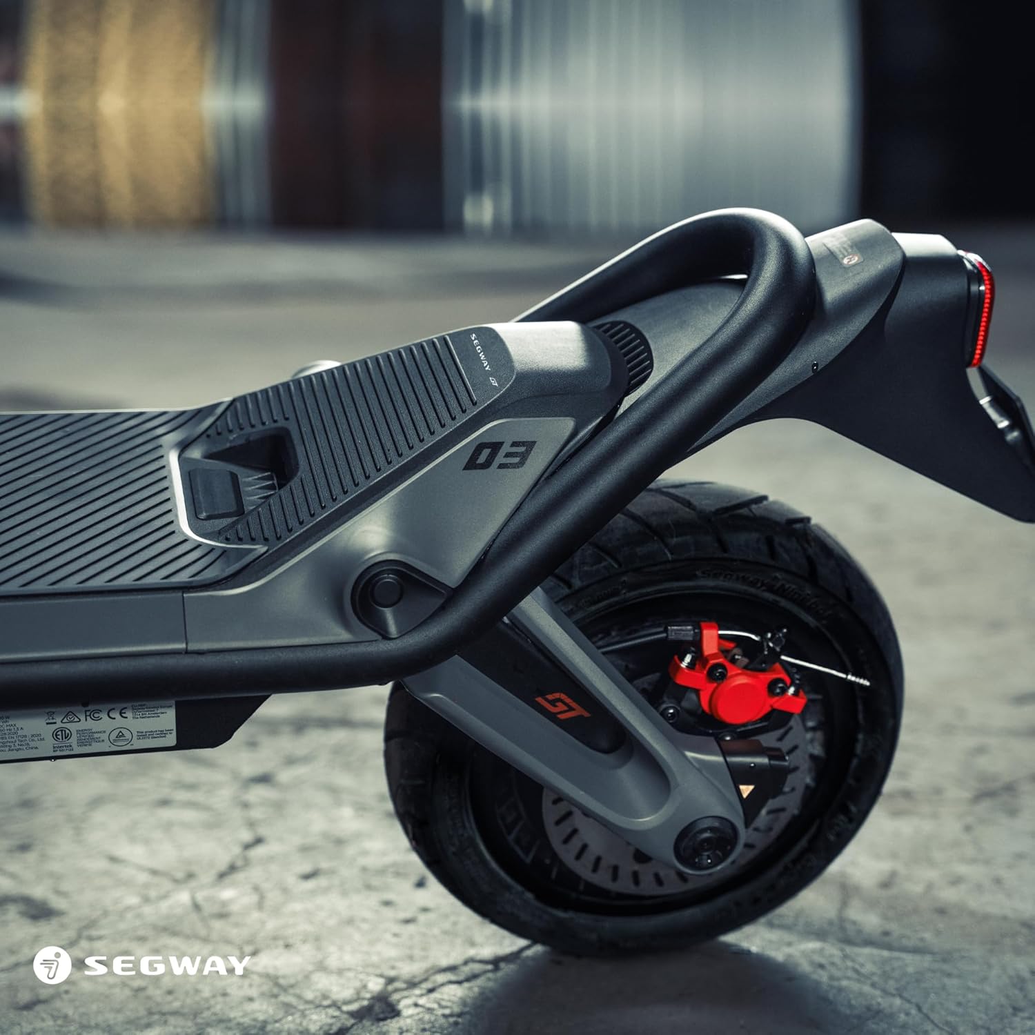 Segway GT3 D E-Scooter with Road Legal, 95 km Eco Mode Range, 84 km at 20 km/h, 150 kg Load Capacity, Double Hydraulic Suspension, Smart TFT Display, 2400W