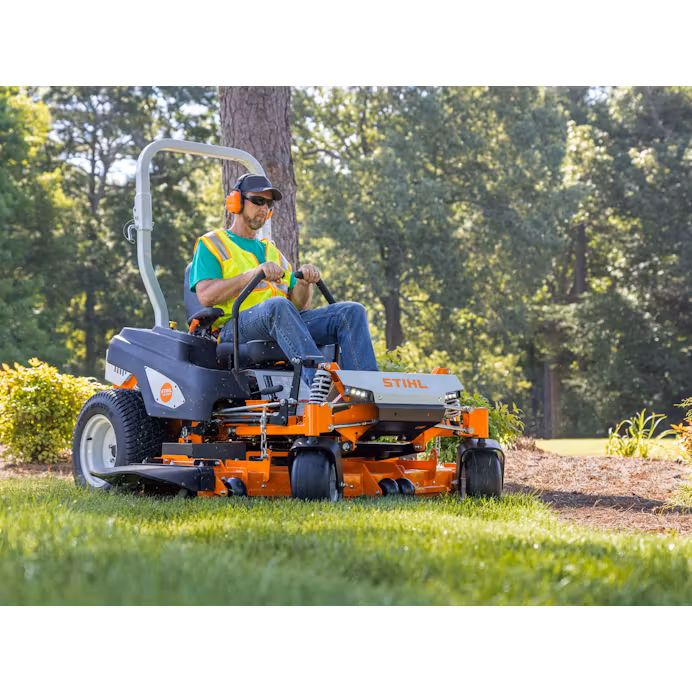 The STIHL RZ 560 is a zero-turn mower with a 60” mowing deck and 27 hp Briggs & Stratton® engine.