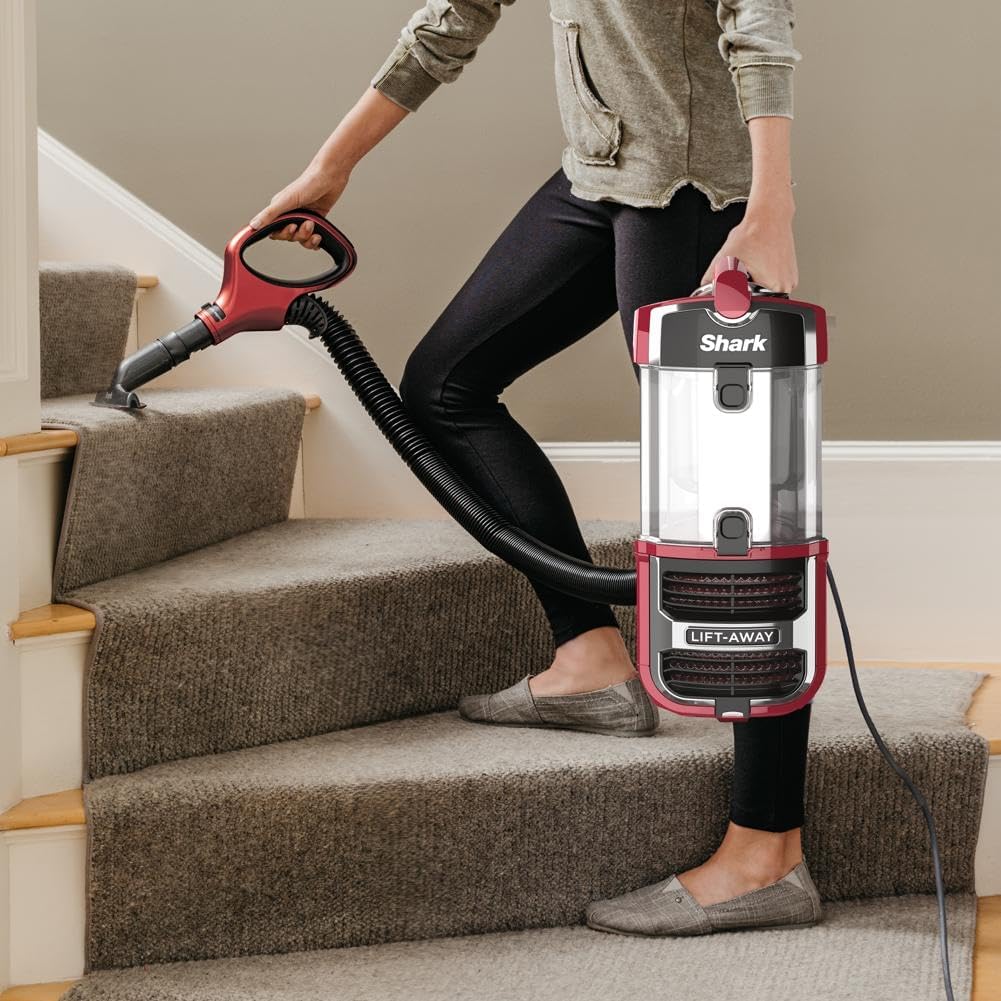 Shark ZU561 Navigator lift-off fast self-cleaning brush roller lightweight upright vacuum cleaner