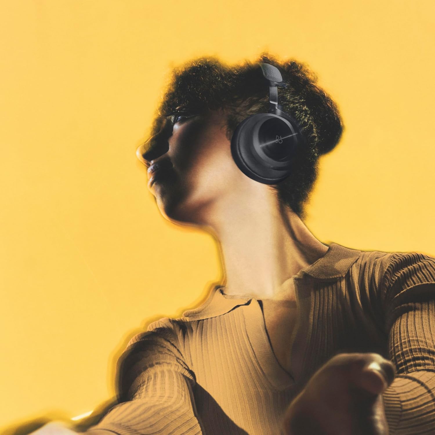 Bang & Olufsen Beoplay HX - Wireless Bluetooth Over-Ear Active Noise Cancelling Headphones with Microphone - Gold Tone, One Size