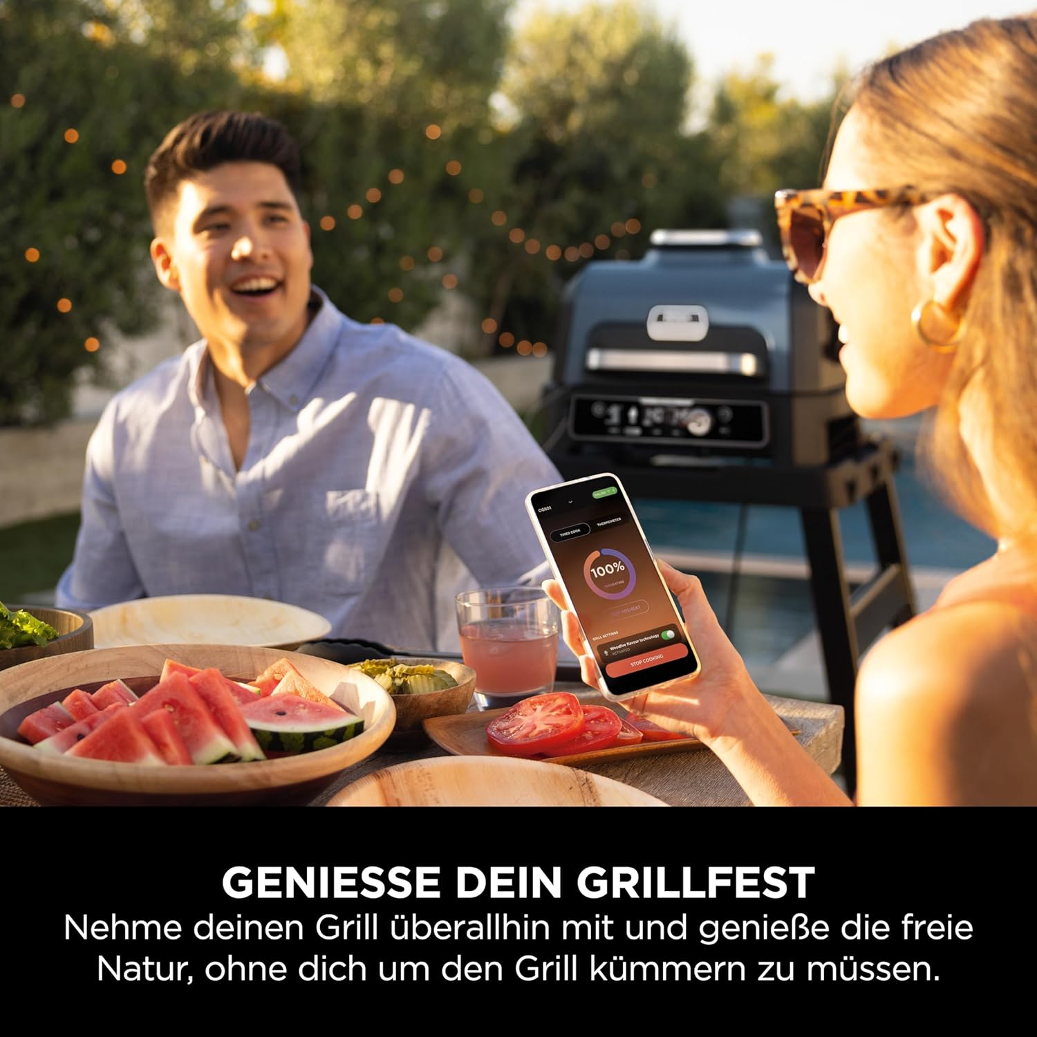 Ninja Woodfire Pro Connect XL Elektrischer BBQ Smoker Grill, App-Steuerung, digitaler Temperaturfühler, 7-in-1 Outdoor Grill elektrisch & Air Fryer mit Woodfire Pellets, wetterfest, Schwarz OG901EU