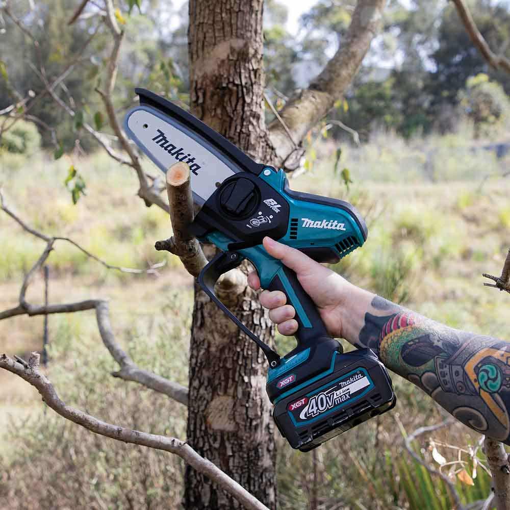 MAKITA 40V 6Inch/15cm Pruning Saw Skin UC029GZ
