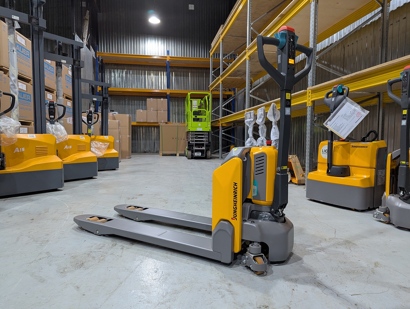 Jungheinrich AME 15 Electric pallet truck