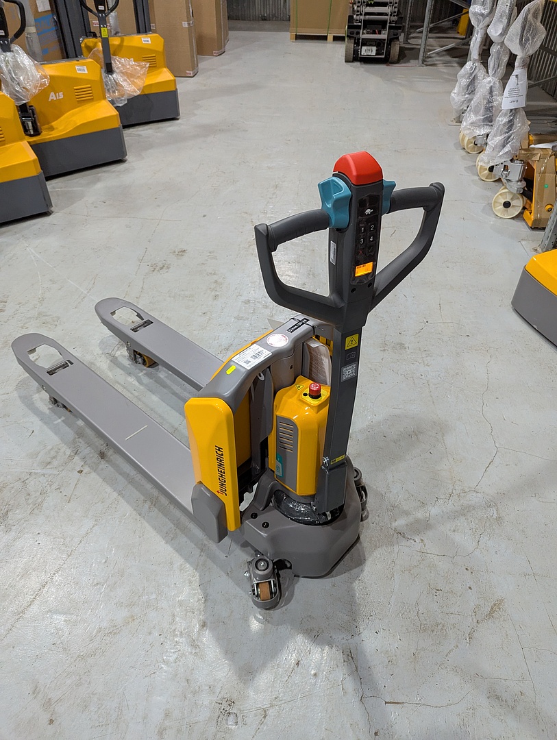 Jungheinrich AME 15 Electric pallet truck