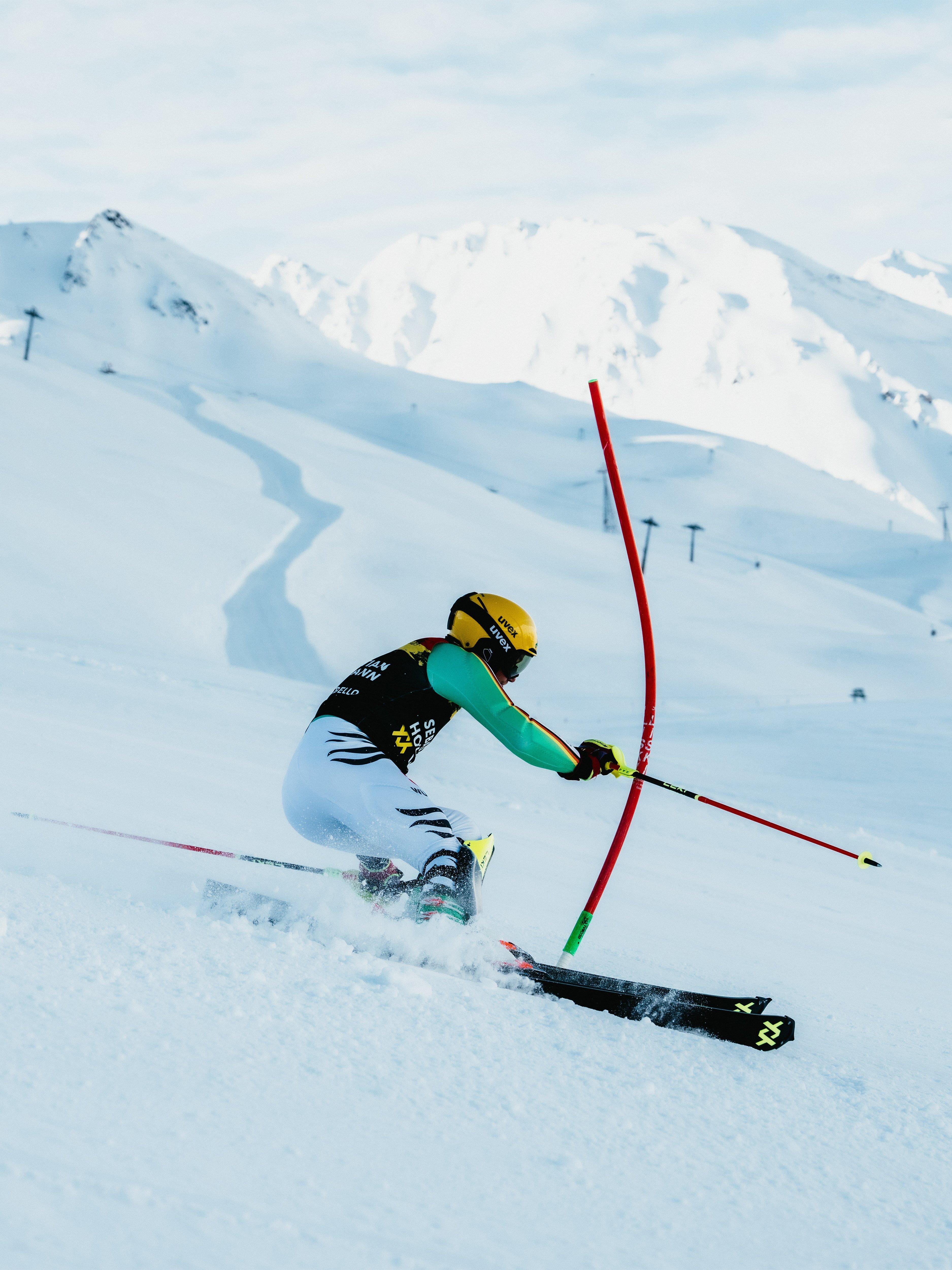 VLKL Racetiger SL R FIS w/ Plate 2025