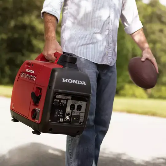 Honda EU 2200-Watt Gasoline Portable Inverter Generator