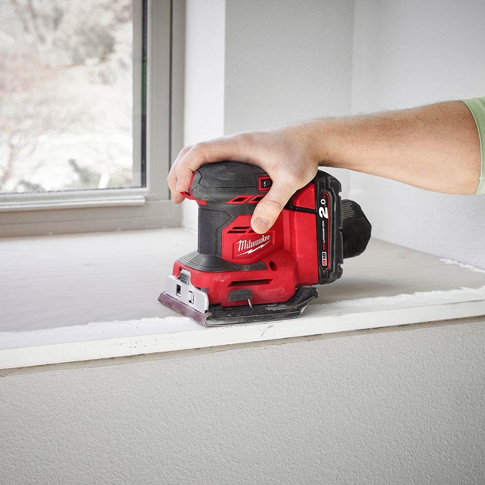 MILWAUKEE 18V 1/4 Sheet Sander Skin M18BQSS0