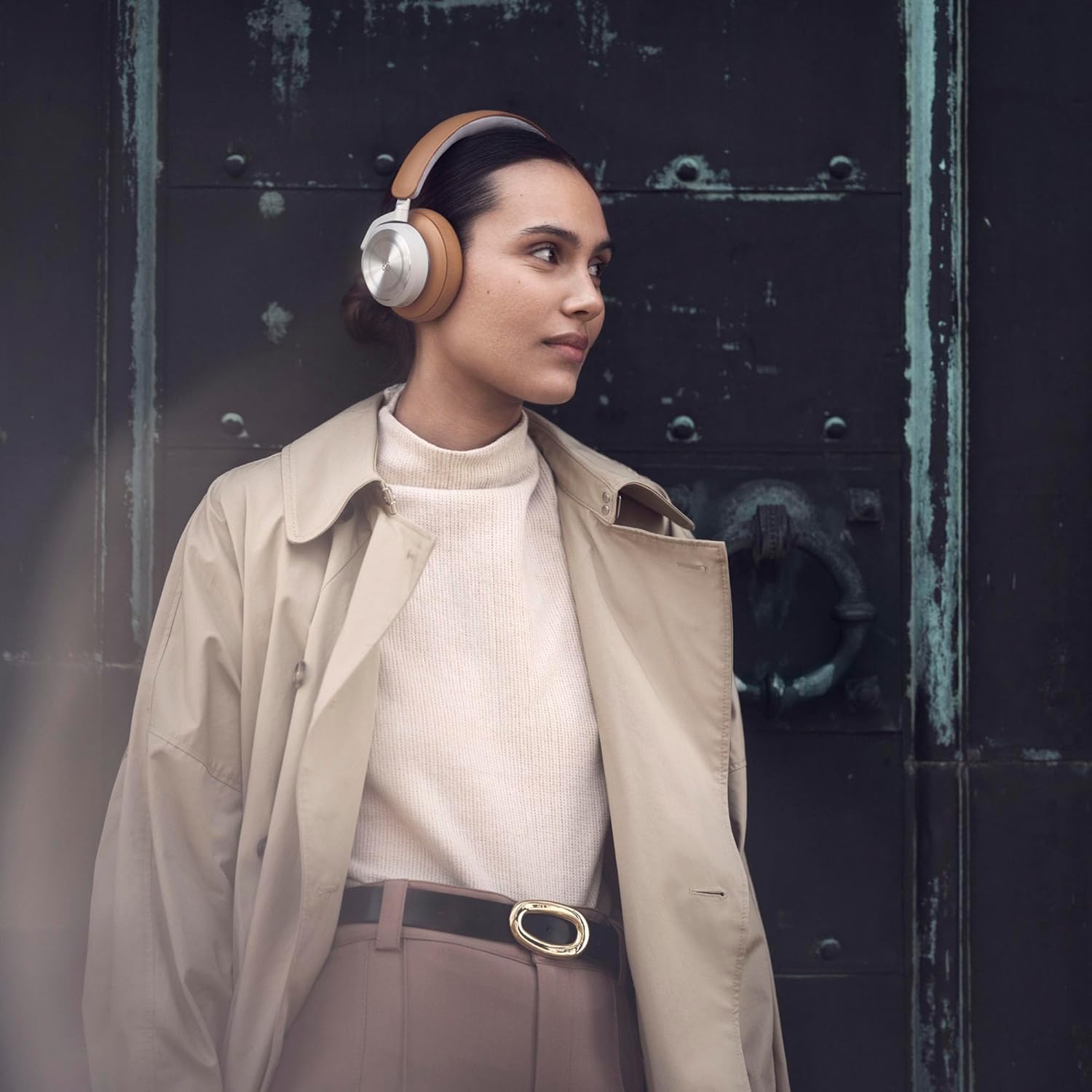 Bang & Olufsen Beoplay HX - Wireless Bluetooth Over-Ear Active Noise Cancelling Headphones with Microphone - Gold Tone, One Size