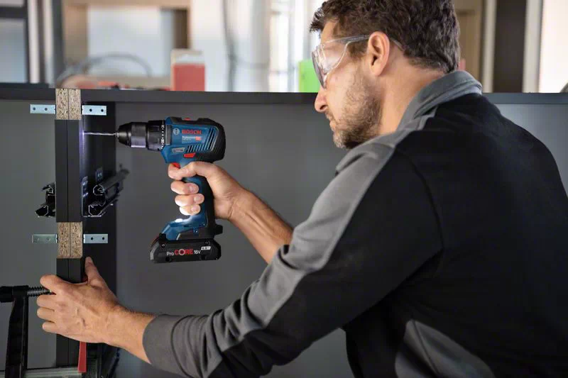 BOSCH COMBI-KIT 5 18V TOOLS