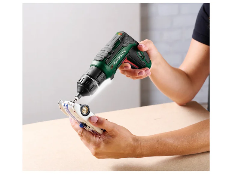 PARKSIDE Visseuse sans fil avec embouts interchangeables PAS D7