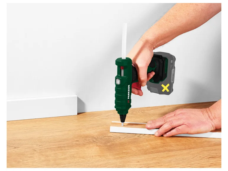 PARKSIDE Station de soudage sur batterie 20 V PLSA 20 Li B2 ou pistolet à colle PHPA 20- Li A1