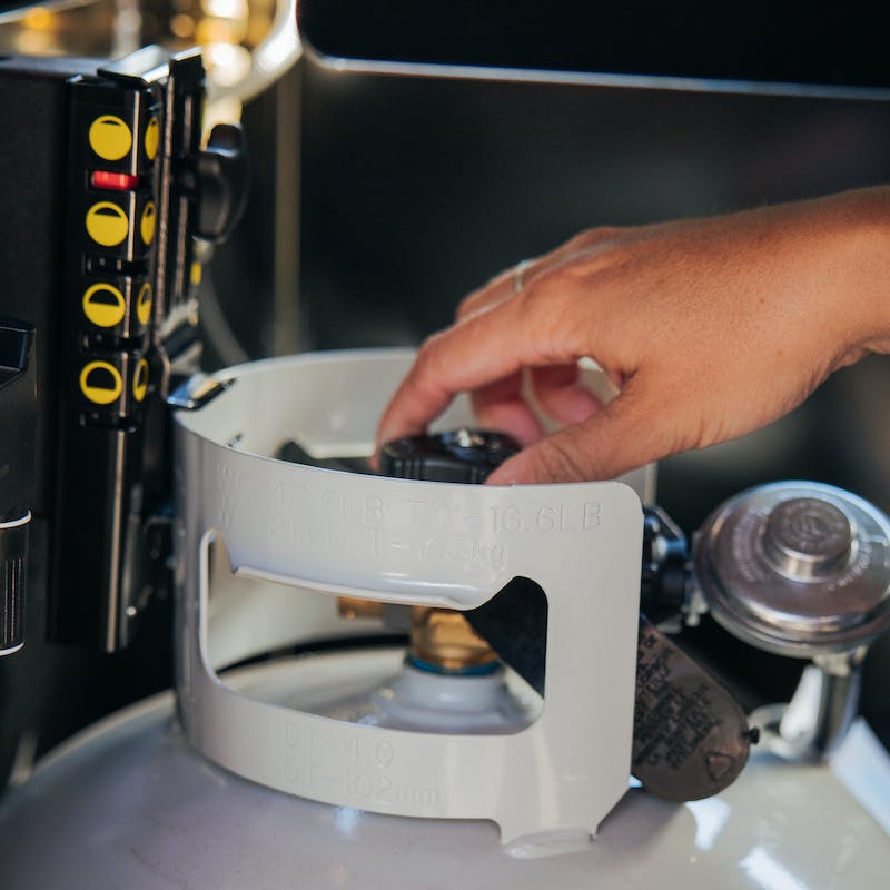 GENESIS E-325s Gas Grill